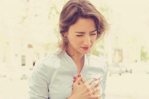 علائم سکته قلبی در زنان چیست؟