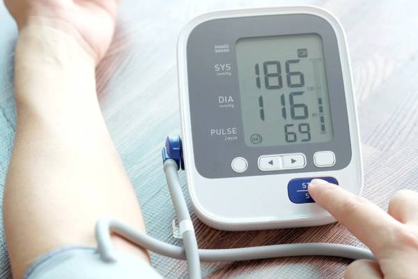 علائم فشار خون در زنان